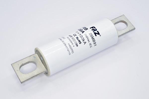 Предохранитель быстродействующий , AR, 100А, 700VAC FRB25-MB91 700VAC/DC 100A AR FRZ на сайте frsielectric.ru