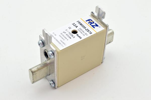 Предохранитель быстродействующий, gR, 32А, 690В AC, DIN000 FRM000-ZS78 690/700V 32A GR FRZ на сайте frsielectric.ru
