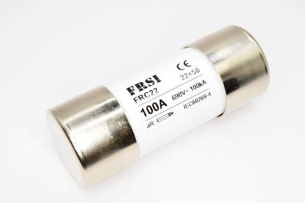 Предохранитель быстродействующий, aR, 100А, 690В AC, 22x58мм FRC22 690/700V 100A AR FRZ на сайте frsielectric.ru