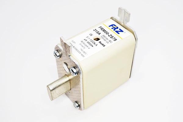 Предохранитель быстродействующий, aR, 315А, 690В AC, DIN00 FRM00-ZS78 690/700V 315A AR FRZ на сайте frsielectric.ru