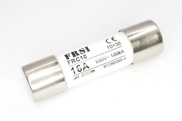 Предохранитель быстродействующий aR, 16А, 690В AC/700В DC, 10x38мм FRC10 690/700V 16A AR FRZ на сайте frsielectric.ru