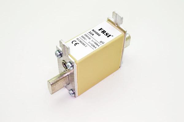 Предохранитель: плавкая вставка, 32А, 500ВAC, NH000 NH000 500V 32A GG FRZ на сайте frsielectric.ru